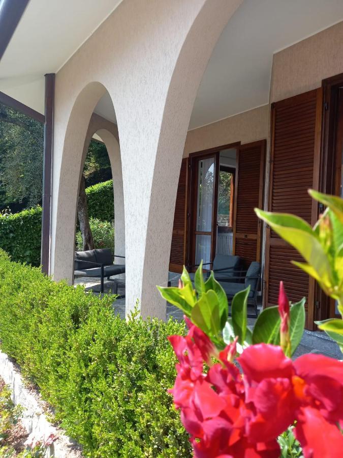 Le Grigne Guesthouse - The Garden Oliveto Lario Luaran gambar